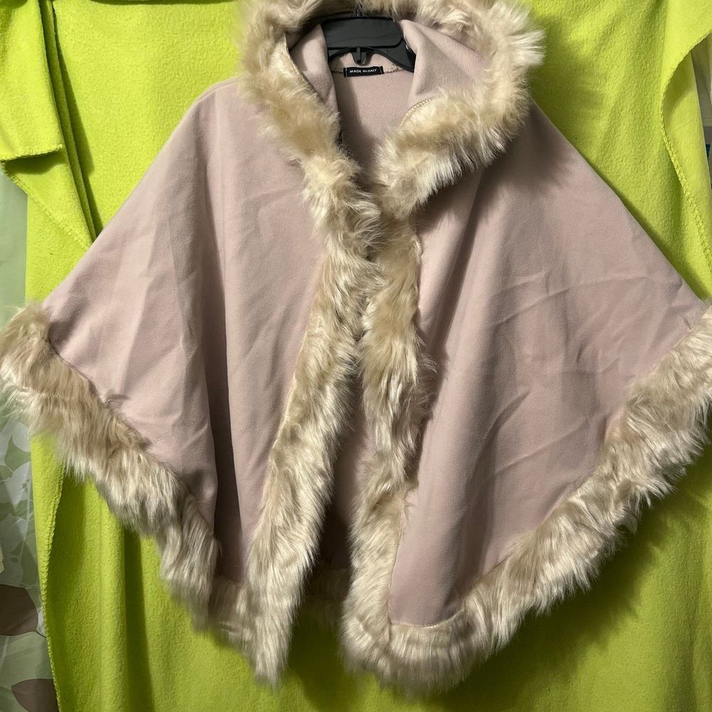 Luigi Moda Wool Fur Poncho with Hood Made in Italy Large Cozy